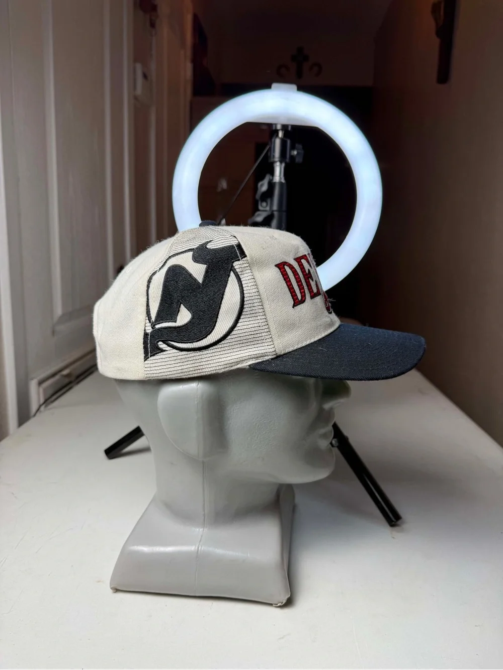 Vintage SPORTS SPECIALTIES New Jersey Devils Laser Shadow Snapback Hat 90s White
